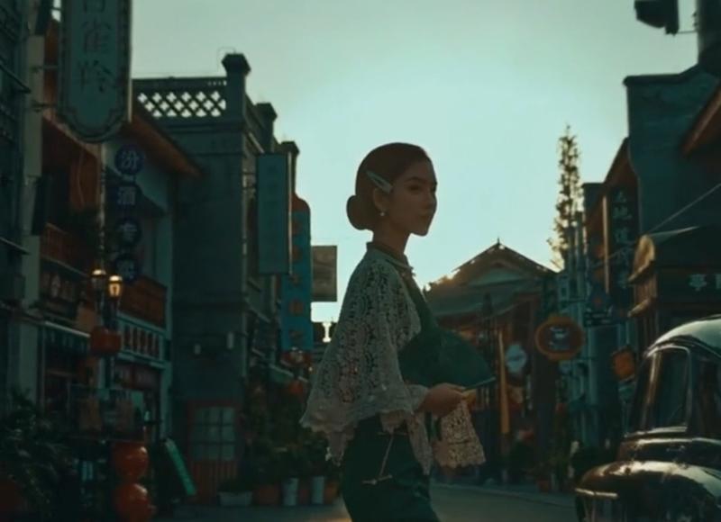 小叔子带女友住进俺家,晚上听到他们房里的动静,俺赶他们出门! 小叔子带女友住进俺家,晚上听到他们房里的动静,俺赶他们出门!