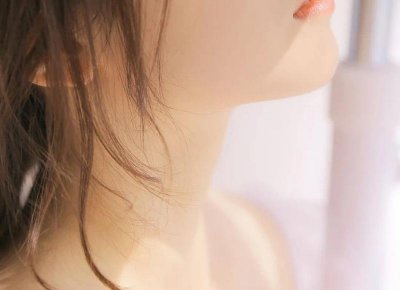 离婚后男方不给孩子抚养费女方是否可以给子女改姓