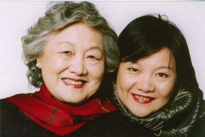 ​洪晃母亲：13岁恋爱，2婚嫁大22岁外交家，因这三个男人成为传奇