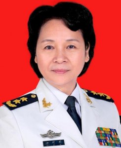 ​徐莉莉：18岁参军，服役40年晋升海军第一位女中将，63岁退役