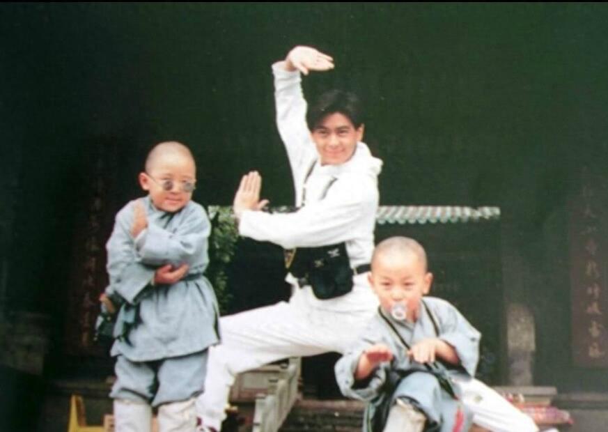 回忆杀！《旋风小子》林志颖释小龙24年后帅气同框