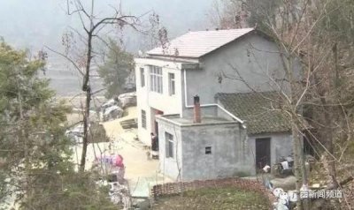 ​人间大爱！白发婆婆照顾无四肢残疾儿媳18年
