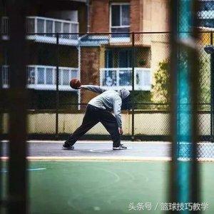 ​学会这几招过人，或许你就是下一个篮球高手！