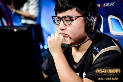 ​英雄联盟S7全明星赛五人全华班而非梦之队，胜利比头衔更重要