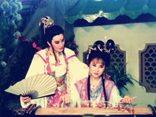这些樊梨花的扮演者你喜欢谁？孙耀琦很美，其他几位呢？
