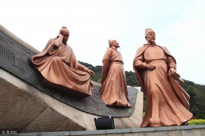 ​《渡荆门送别》：大河之剑，少侠李白初入江湖的豪气之作