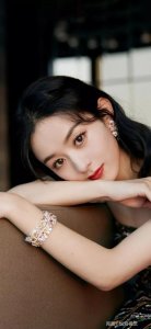 ​众多美女明星写真图集，时尚靓丽，气质非凡！