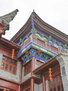 ​韦庄词作欣赏：春水碧于天，画船听雨眠
