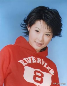 ​袁立的坎坷情史：3段婚姻、6个男人