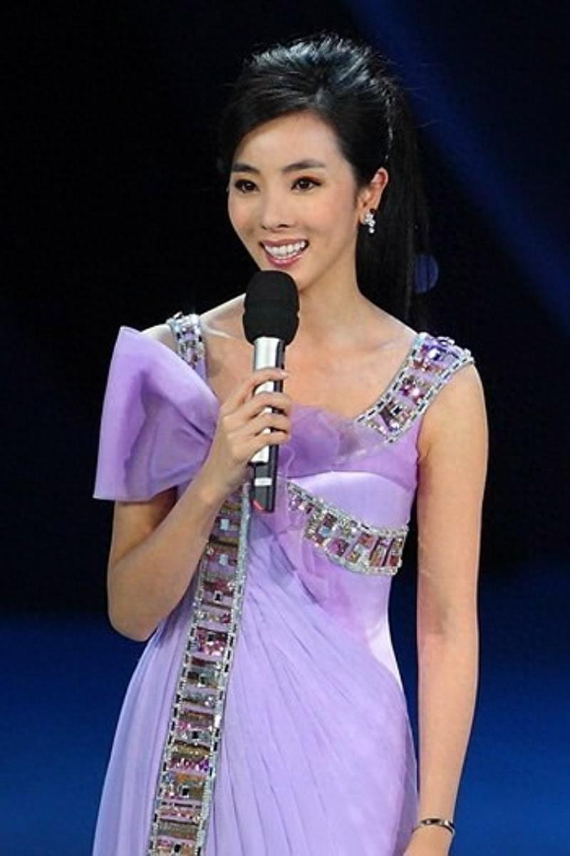 内地主持人李思思