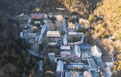 ​“先有潭柘寺，后有北京城”，北京最久远灵验的皇家寺庙—潭柘寺
