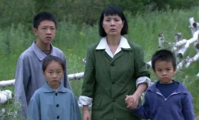 ​《养父的花样年华》——一部感人至深的电视剧