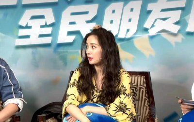 ​杨幂真实游戏水平如何？王者盛典被猫神打哭，开黑节打懵了九天狐