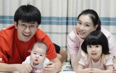 ​吴敏霞婆婆出镜好节俭，午餐只吃3个青菜，泪称：一年没见儿子了
