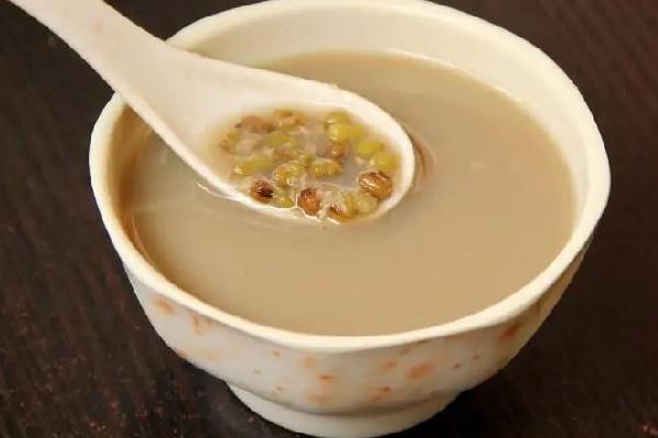 绿豆沙有助于消化吗 绿豆沙不适合哪些人群 绿豆沙有助于消化吗 绿豆沙不适合哪些人群
