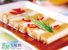 豆腐发酸是怎么回事?豆腐发酸还能吃吗? 豆腐发酸是怎么回事?豆腐发酸还能吃吗?
