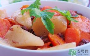 鸭肉可以和胡萝卜一起煮吗?鸭肉和胡萝卜能同食吗? 鸭肉可以和胡萝卜一起煮吗?鸭肉和胡萝卜能同食吗?