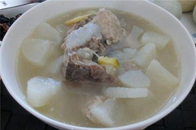 ​白萝卜炖排骨美味又健康做法及其全过程