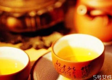 超市里能买到正宗的黄酒吗 如何在超市里选择黄酒 超市里能买到正宗的黄酒吗 如何在超市里选择黄酒
