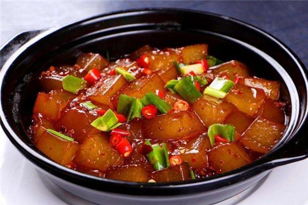凉粉可以炒着吃吗 炒凉粉的做法 凉粉可以炒着吃吗 炒凉粉的做法