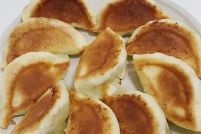 ​水煎包用什么面 水煎包用烫面的好吃吗