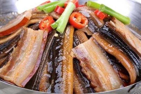 黄鳝怎么处理比较干净 黄鳝怎么清洗才干净 黄鳝怎么处理比较干净 黄鳝怎么清洗才干净