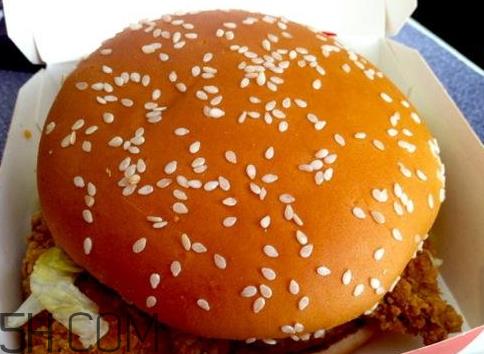 一个香辣鸡腿堡的热量是多少 一个香辣鸡腿堡多少克 一个香辣鸡腿堡的热量是多少 一个香辣鸡腿堡多少克