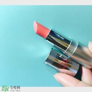 ​兰蔻迷恋唇膏132m色号试色 兰蔻迷恋唇膏132m试色图