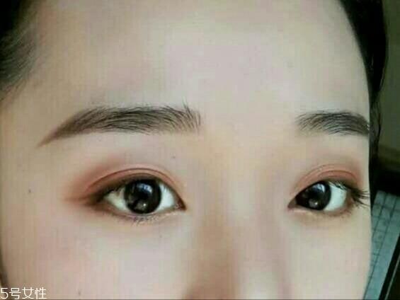 hold live眼影好用吗?显色度超赞 hold live眼影好用吗?显色度超赞