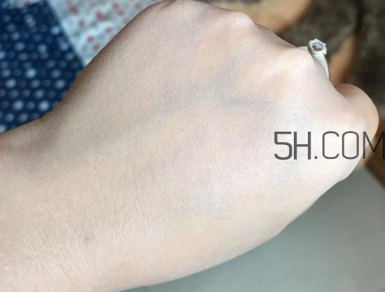 伊贝诗变色多效修颜霜多少钱_怎么样 伊贝诗变色多效修颜霜多少钱_怎么样
