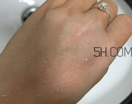 伊贝诗变色多效修颜霜多少钱_怎么样 伊贝诗变色多效修颜霜多少钱_怎么样