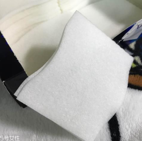 化妆棉湿敷多久好?五分钟就好 化妆棉湿敷多久好?五分钟就好