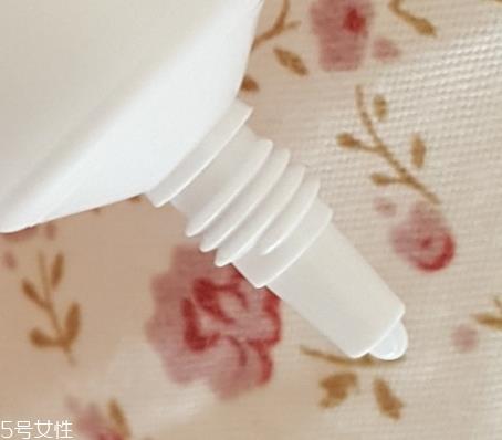 眼部凝胶什么时候用?更加推荐晚上用 眼部凝胶什么时候用?更加推荐晚上用