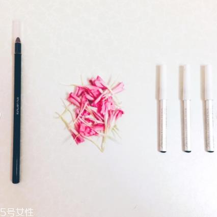 大眼睛怎么选眉笔颜色?眉色不可太淡 大眼睛怎么选眉笔颜色?眉色不可太淡