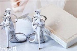 rene caovilla是奢侈品吗?美到让人产生错觉 rene caovilla是奢侈品吗?美到让人产生错觉