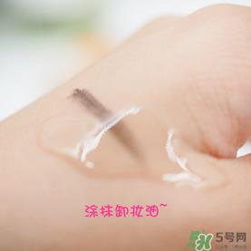 Fancl卸妆油怎么用_芳珂卸妆油使用方法