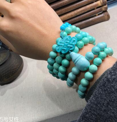 绿松石可以碰水吗？绿松石手串能沾水吗？