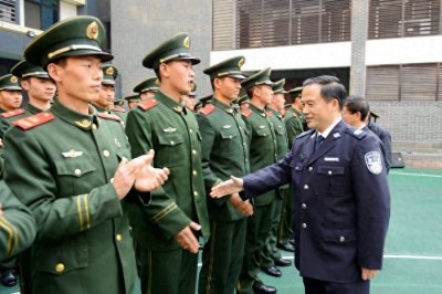 ​武警部队军改前，哪些单位设有“第一政委”职务，都由谁来担任？