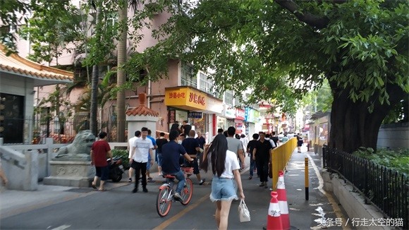 深圳岗厦村，一个正在消失的城中村，也是深圳最富的村