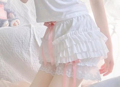 ​喜欢上一个大龄剩女，该怎么追？