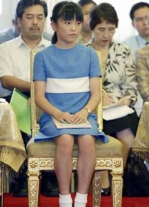 ​真子公主为爱疯狂：放弃1.5亿嫁妆嫁凤凰男，驸马还想让她养婆婆