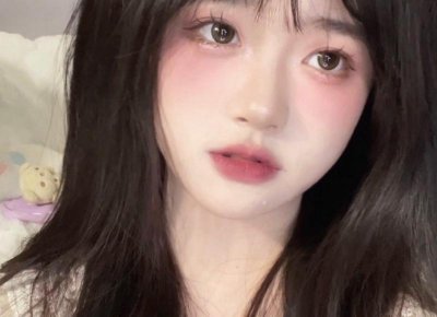 ​打造完美腹肌的方法哑铃锻炼让你的爱情更有力量