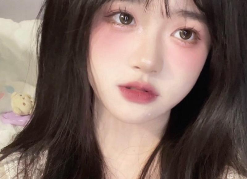 打造完美腹肌的方法哑铃锻炼让你的爱情更有力量