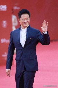 ​八卦说；吴京为甘肃地震灾区捐款引发热议！