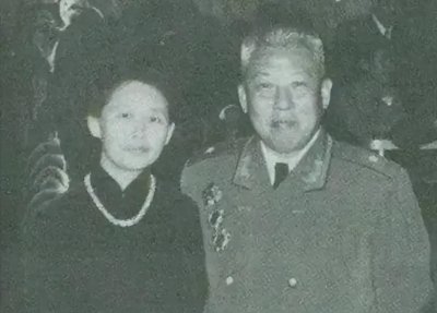 ​开国少将裴周玉回忆称：刘志丹死在我怀里，最后一句话令人悲痛