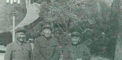 ​大军区司令的他，其他上将级别是5级，他被调整6级：级别不能搞高