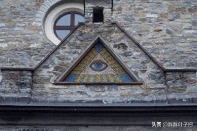 ​在幻觉中走向愚昧：简析为什么有人热衷阴谋论