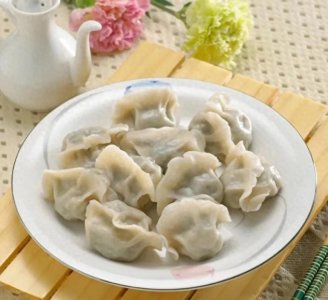 ​楼下的东北饺子馆，可能撑不了多久