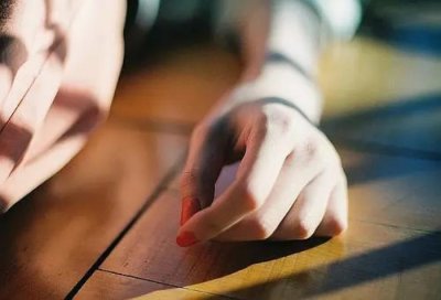 ​异性同事称呼亲爱的正常吗，男人用这种方式称呼女人