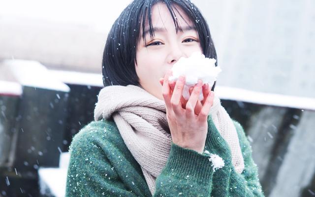 女人50岁后，为什么还会出轨?这两个女人说了大实话
